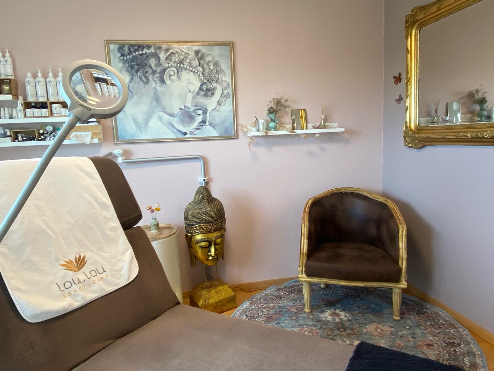 Der Behandlungsraum bei Lou.Lou Beautycare